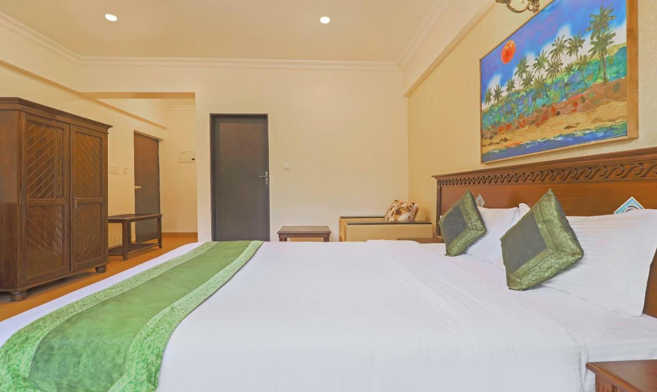 Treebo Premium Dona Eliza, 700 Metres From Calangute Beach Esterno foto