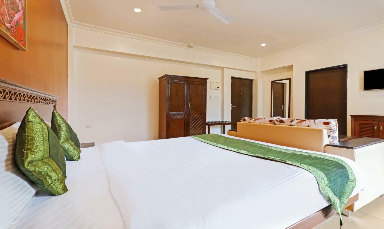 Treebo Premium Dona Eliza, 700 Metres From Calangute Beach Esterno foto