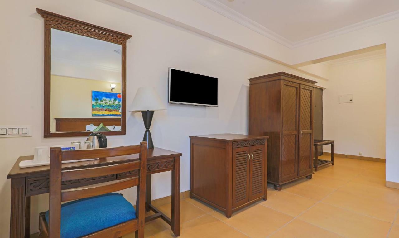 Treebo Premium Dona Eliza, 700 Metres From Calangute Beach Esterno foto