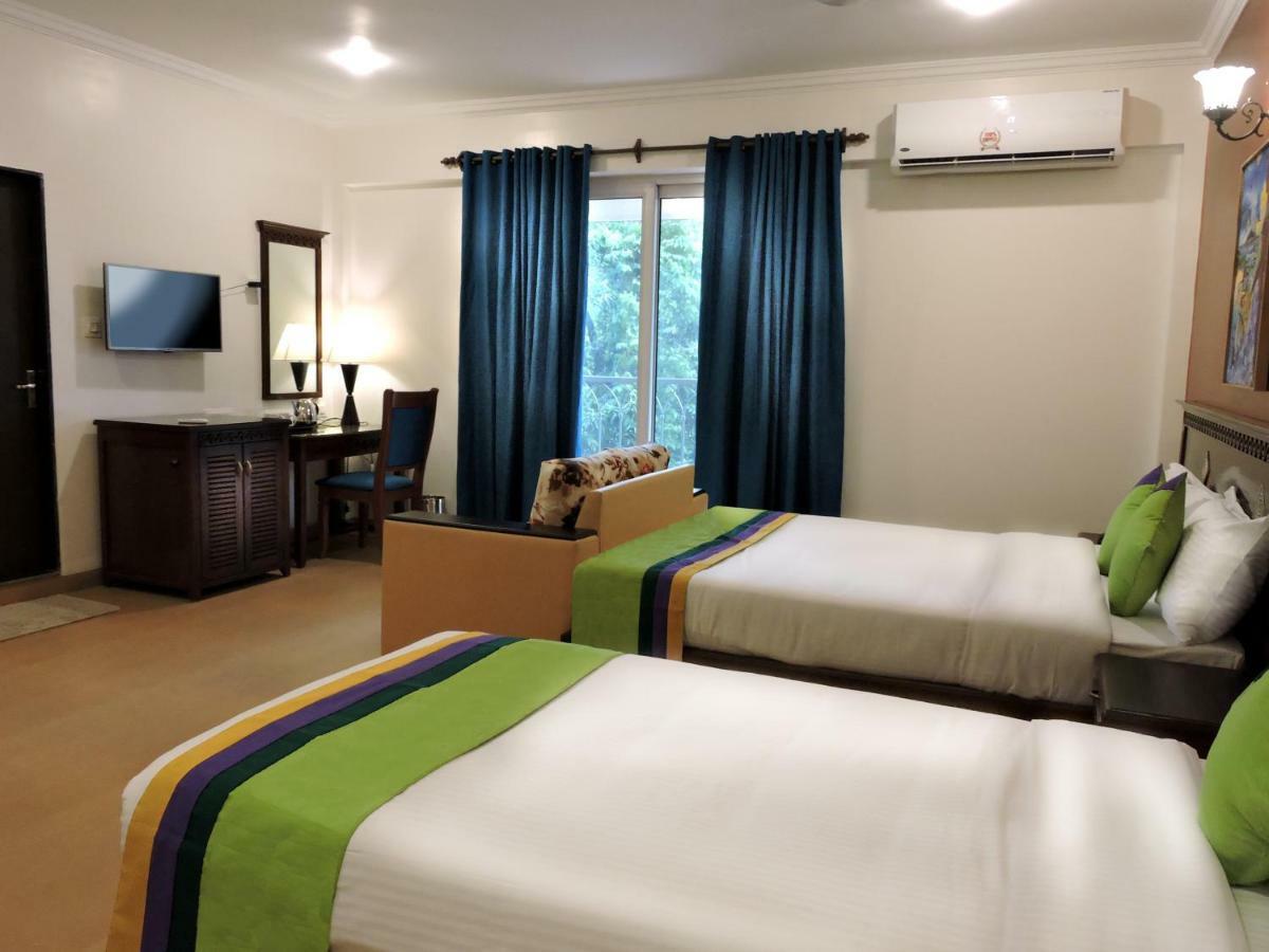 Treebo Premium Dona Eliza, 700 Metres From Calangute Beach Esterno foto