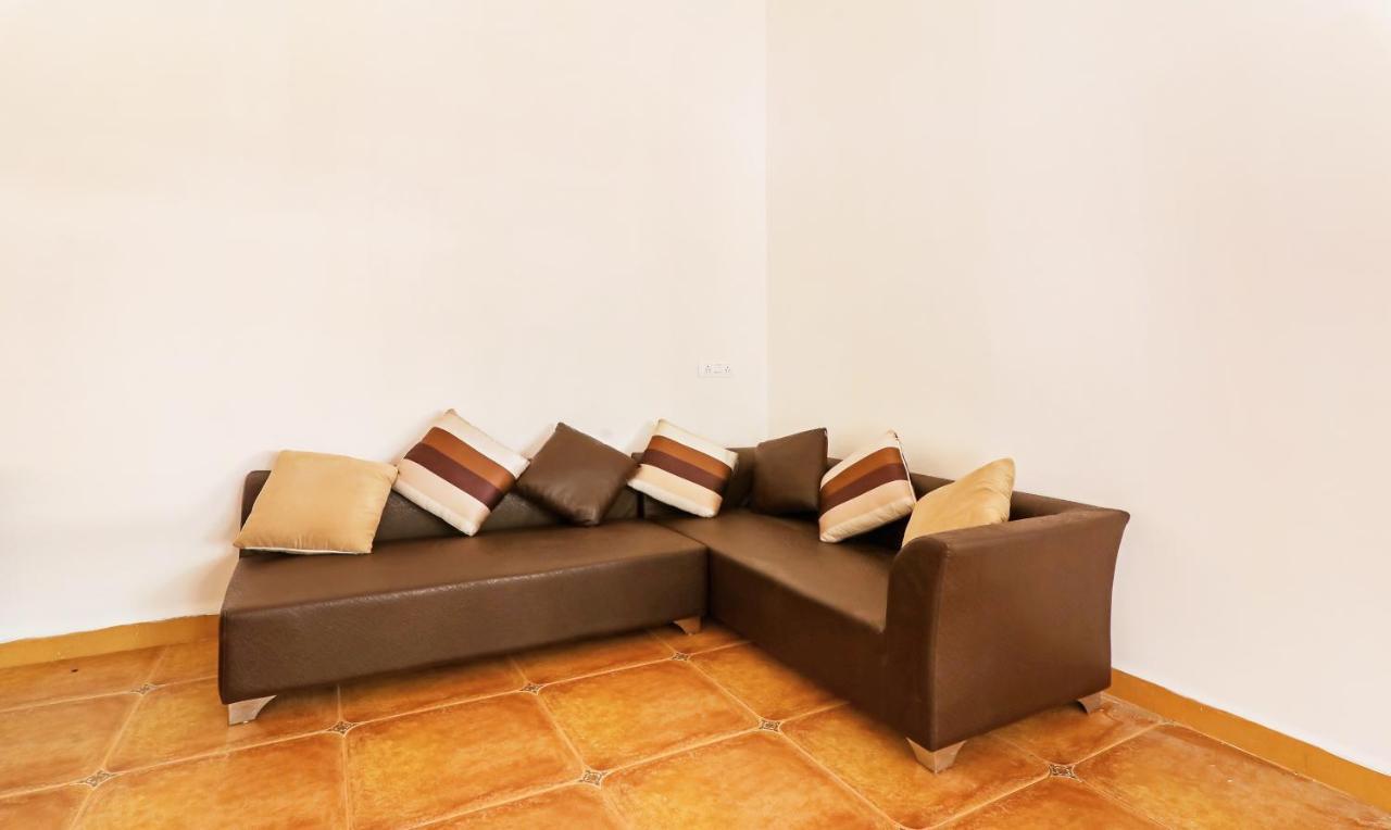 Treebo Premium Dona Eliza, 700 Metres From Calangute Beach Esterno foto